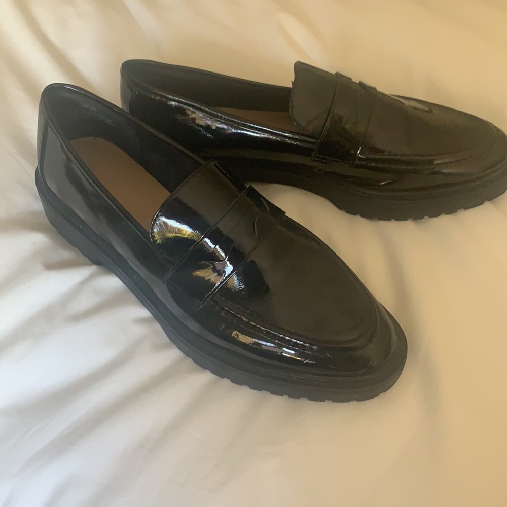 Black Patent Loafers Size 8.5 - Picture 2 of 4